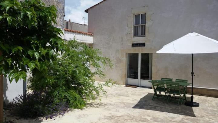 Villa Le Chai Rit à Rivedoux-Plage Extérieur photo